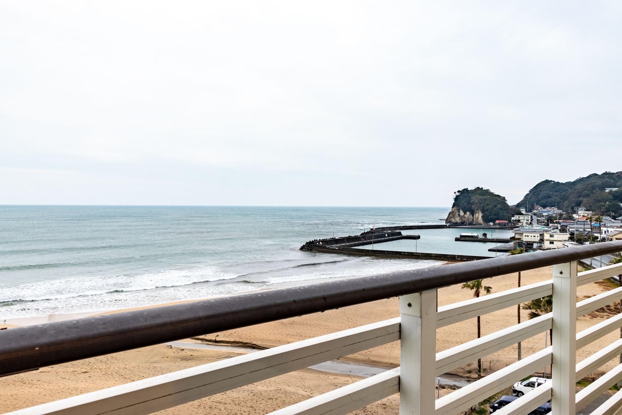 Sayan Terrace Hotel & Resort Onjuku Eksteriør billede