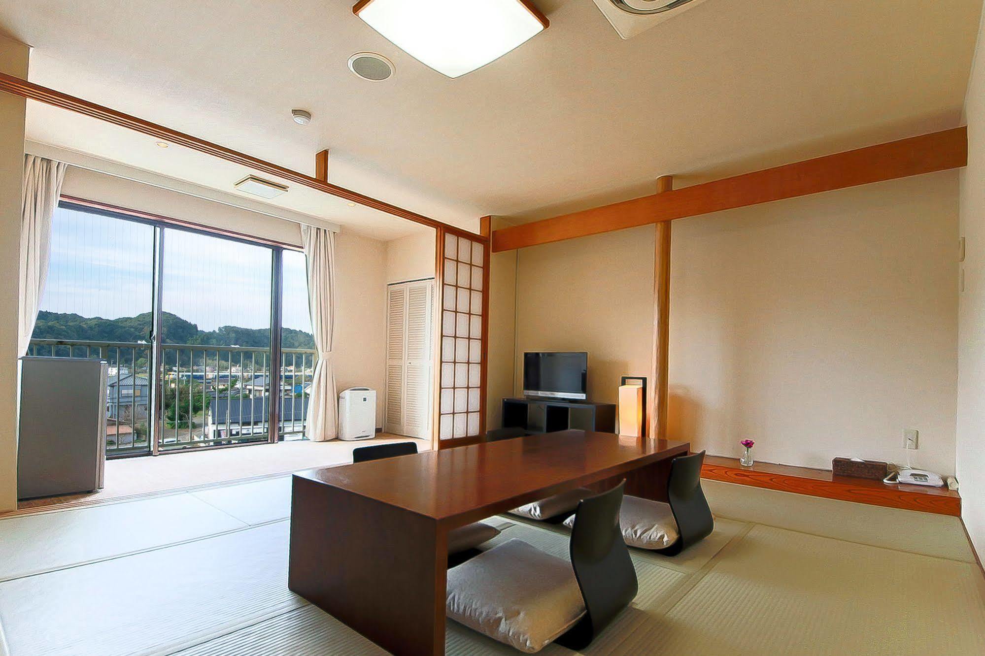 Sayan Terrace Hotel & Resort Onjuku Eksteriør billede